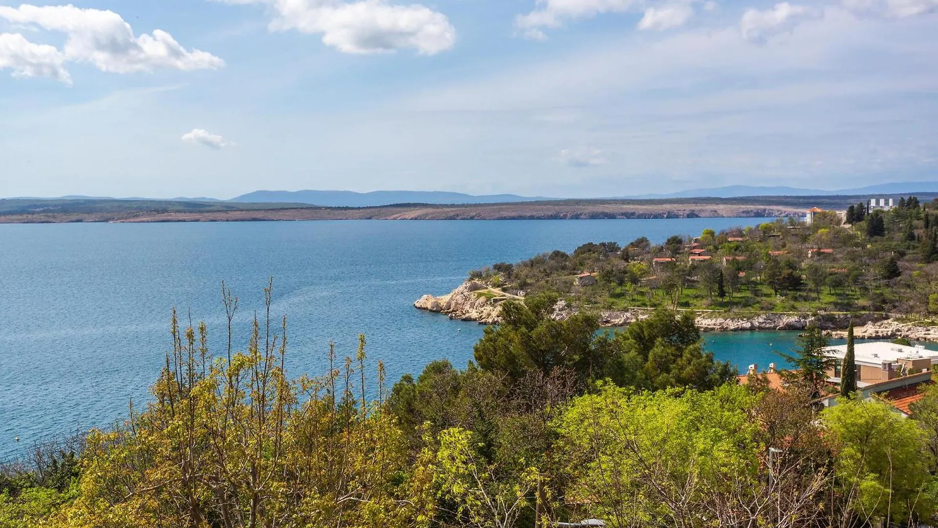Gorgeous Apartment In Dramalj With Kitchen 0*,  Croatia
